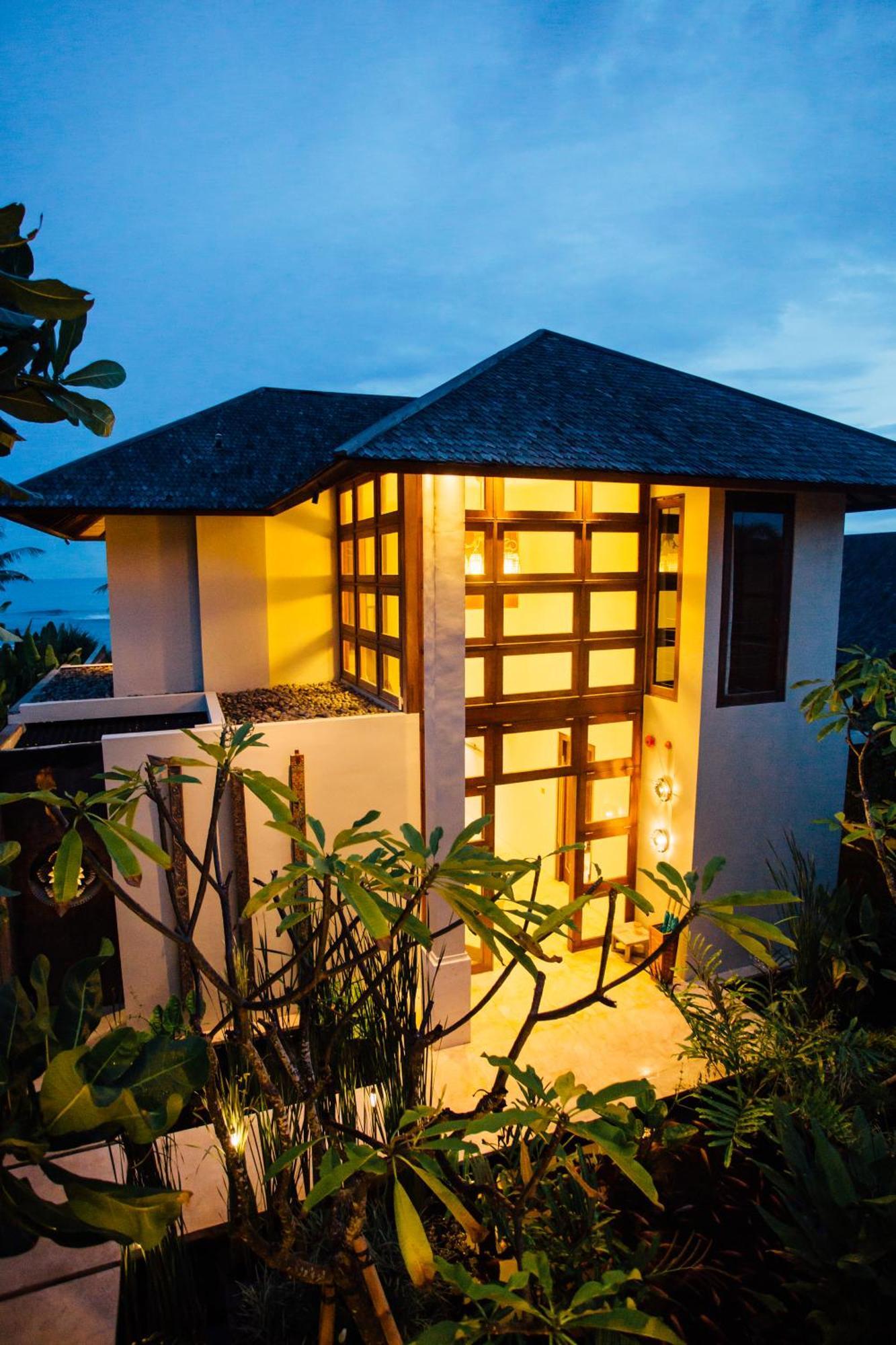 Anapuri Villas Ketewel Room photo